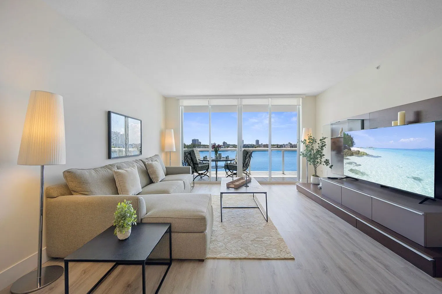 2 bed, 2.0 bath, 1302 sqft, $9,543 — Photo 1