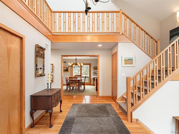 2nd image of 46 Oregon Road