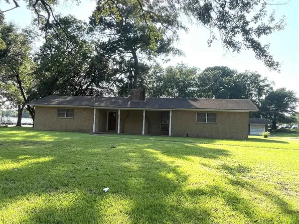107 S Texas St, Pittsburg, TX 75686