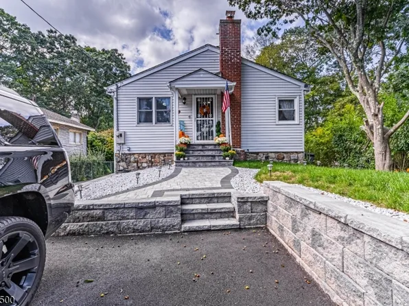 236 Dupont Ave, Hopatcong Boro, NJ 07843