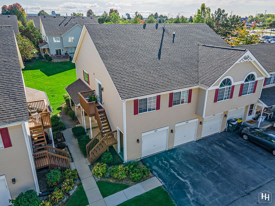 1st image of 215 Village Creek Dr Unit 215