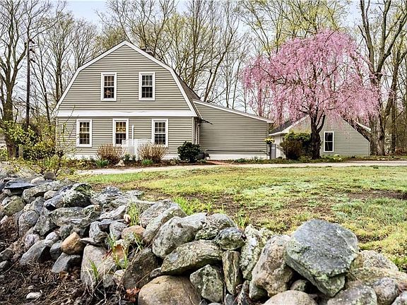 4th image of 182 Hines Rd