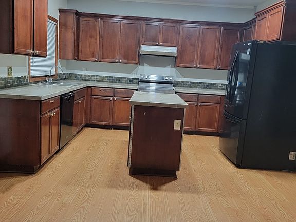 5th image of 14244 SE Grant Ct