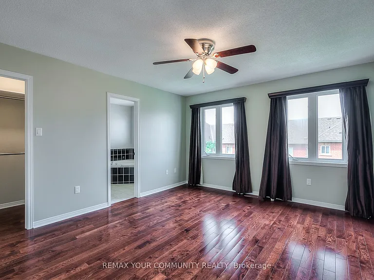 222 Kayla Cres #UPPER — Photo 18