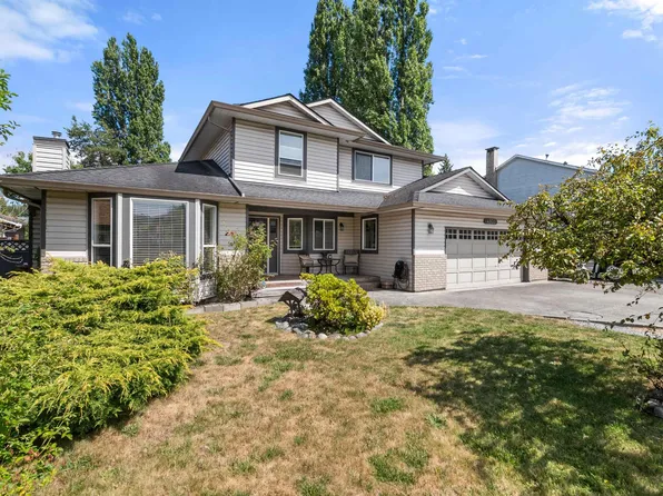 4970 216th St, Langley, BC V3A 8B4