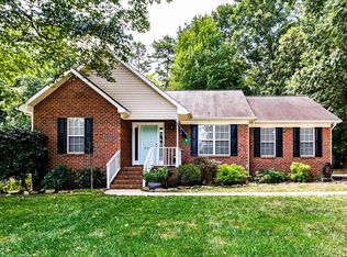 6005 Charlton Oaks Dr, Waxhaw, NC 28173