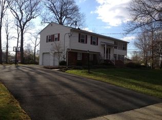 1 Winfield Dr, Parsippany, NJ 07054