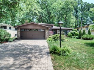 235 S Cedar Ave, Wood Dale, IL 60191