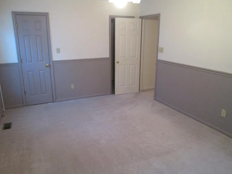 332 Windy Ridge Ln — Photo 12