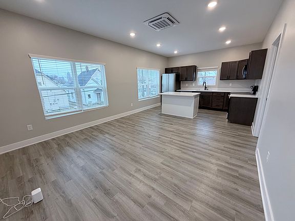 5th image of 214 S Walcott St