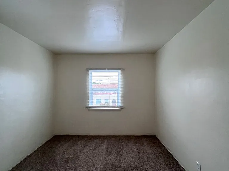 3211 Madison Ave #B — Photo 12