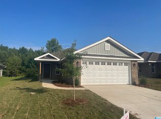 3020 Village Ridge Dr, Calera, AL 35040