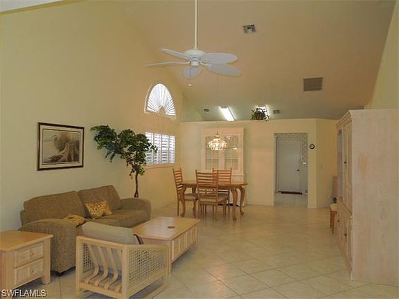 3rd image of 334 Carinosa Ct