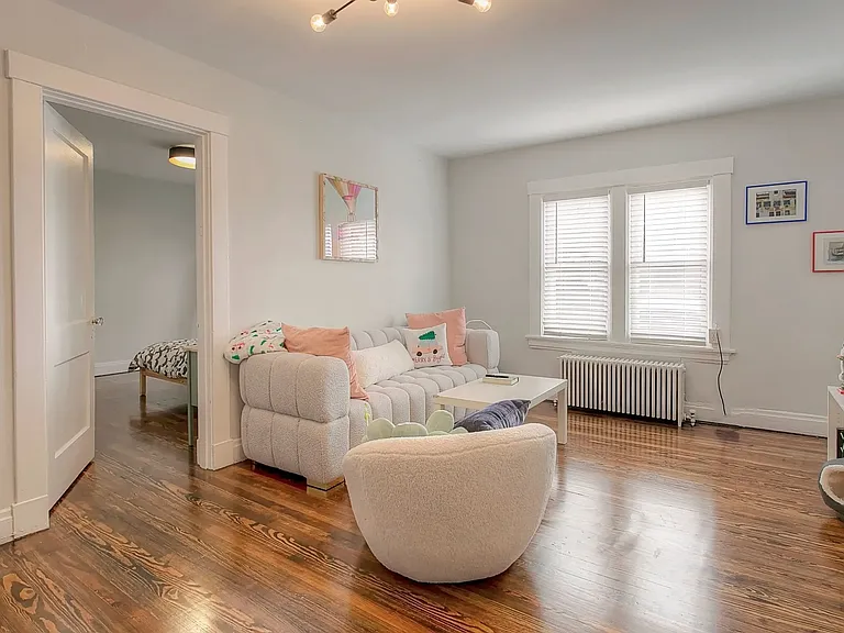 3178 Madison Rd #4 — Photo 7