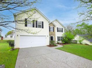 833 Langley View Ct, Loganville, GA 30052