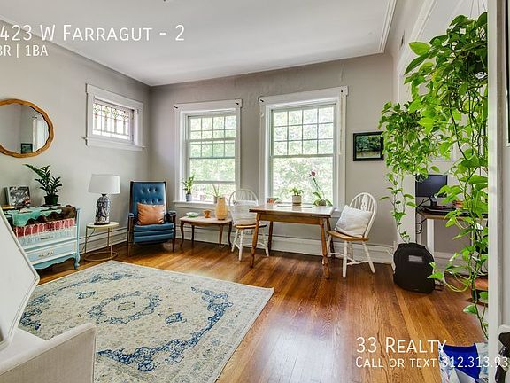 3rd image of 1423 W Farragut Ave #2