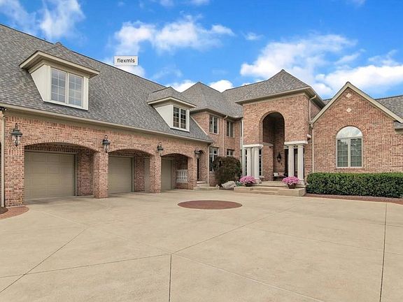 3rd image of 517 Nairn Cir