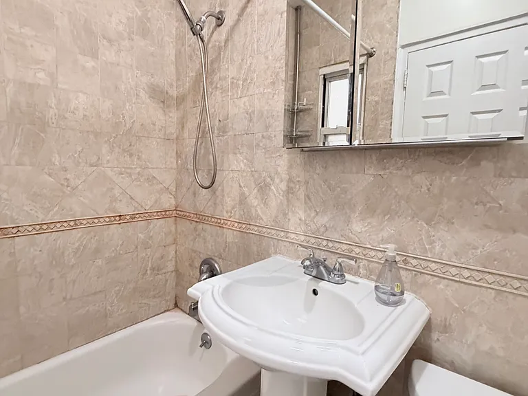 314 E 62nd St #3 — Photo 11