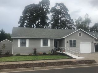 1637 Hummingbird Ln, Stayton, OR 97383