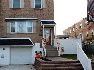 10208 Woburn Pl, Philadelphia, PA 19114