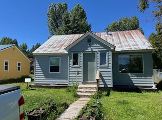 107 S Idaho St, Cascade, ID 83611