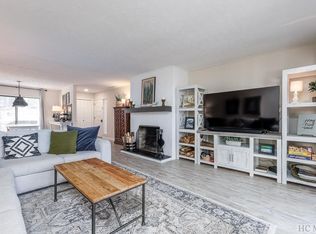 407 Overlook Rd UNIT 3C, Sapphire, NC 28774