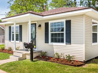 2606 Avenue E, Nederland, TX 77627