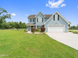 200 Gold Leaf Ct, Jacksonville, NC 28540