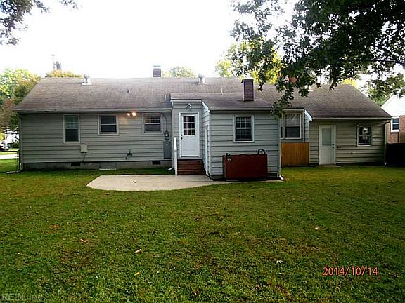 2nd image of 7 Minton Dr