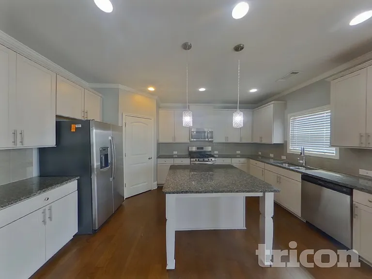 7064 Demeter Dr — Photo 7