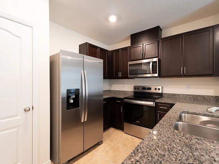2331 Gifford Dr — Photo 9