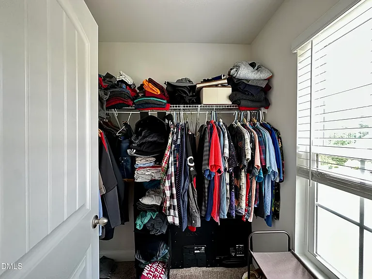 924 Weatherby Ln — Photo 17
