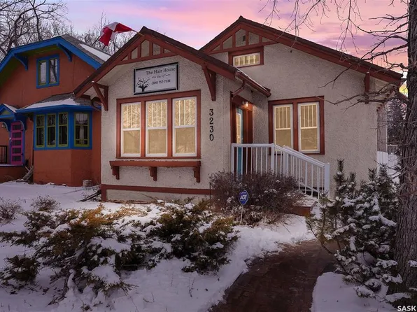 3230 13th AVENUE, Regina, SK S4T 1P4