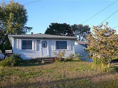 2nd image of 681 E Catawba Ave