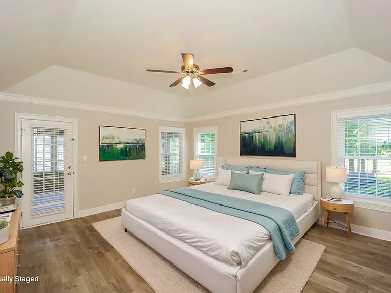 385 Fairway Ct — Photo 14