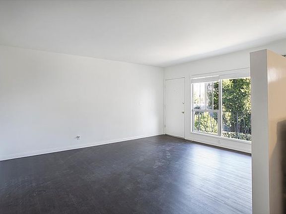 4th image of 612 E Washington Blvd APT 7