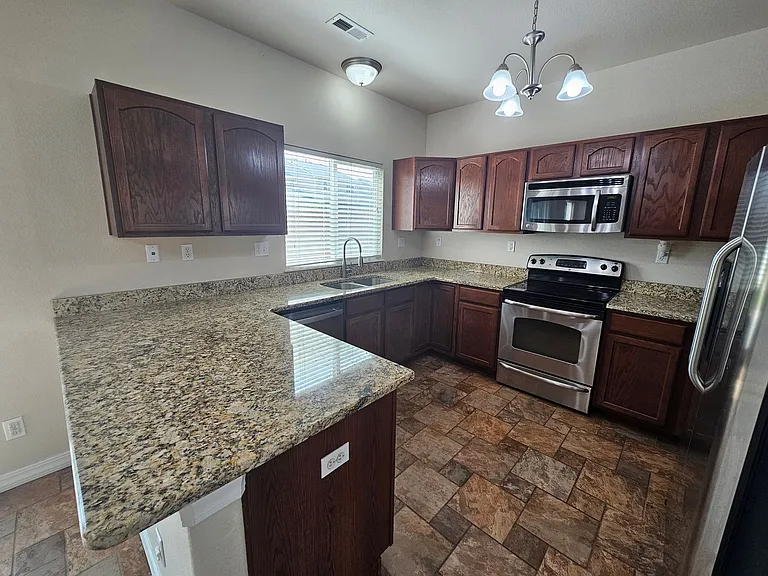 2063 Velliquette Ln — Photo 27