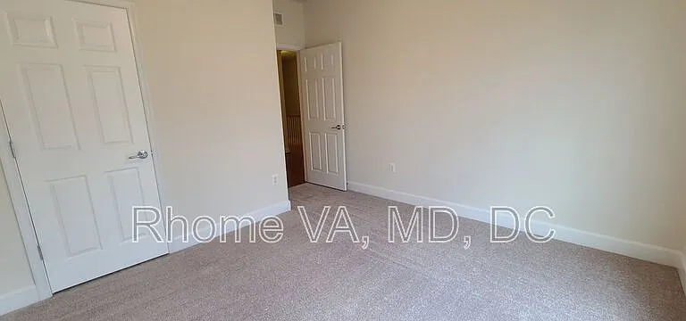 2205 Highbourne Dr — Photo 25