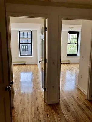 Rented by Space Real Estate | media 25