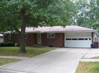 7901 Broadview Dr, Lincoln, NE 68505