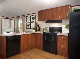 1156 S Highland Ave, Jackson, TN 38301