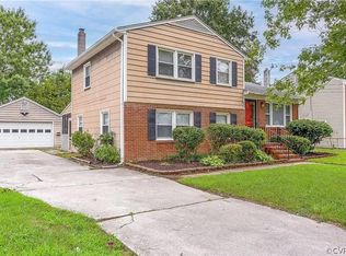 706 Old Town Dr, Colonial Heights, VA 23834