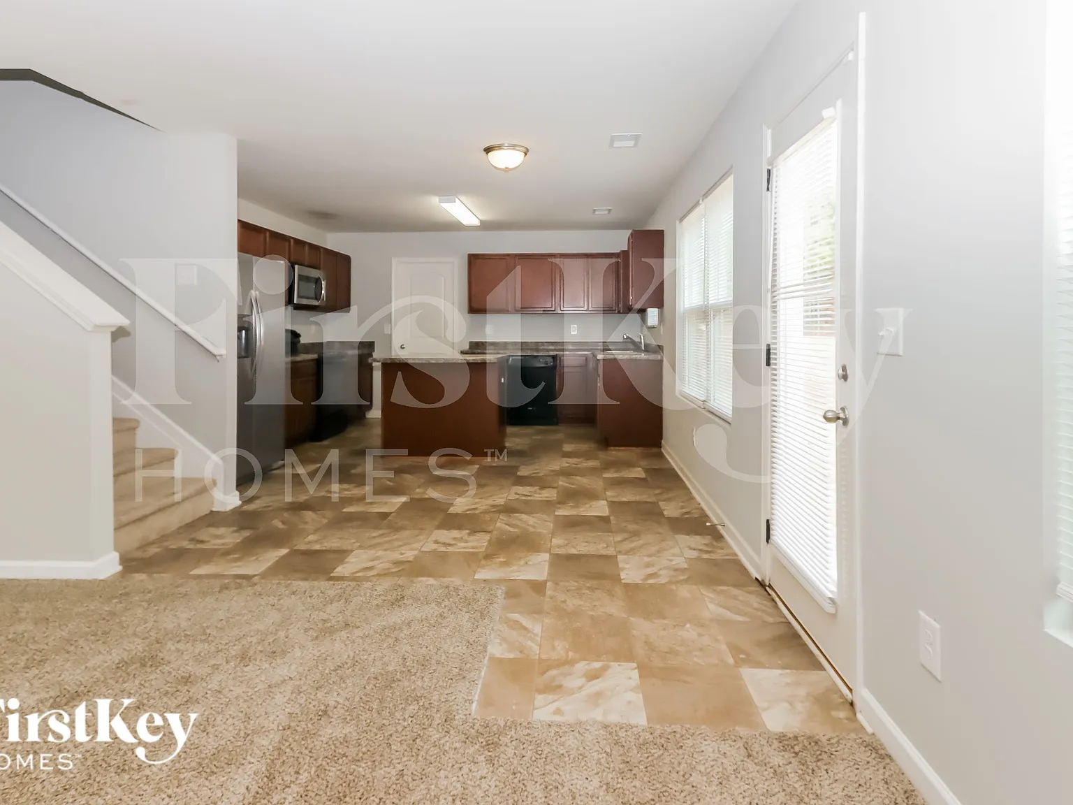 4 bed, 3.0 bath, 2304 sqft, $1,955 — Photo 3