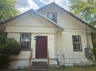 1920 Johnson St, Greenville, TX 75401