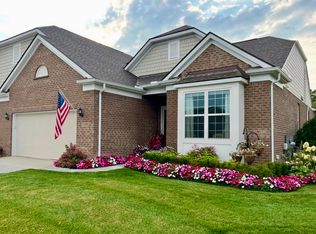 3376 Bella Vista Dr, Ann Arbor, MI 48108