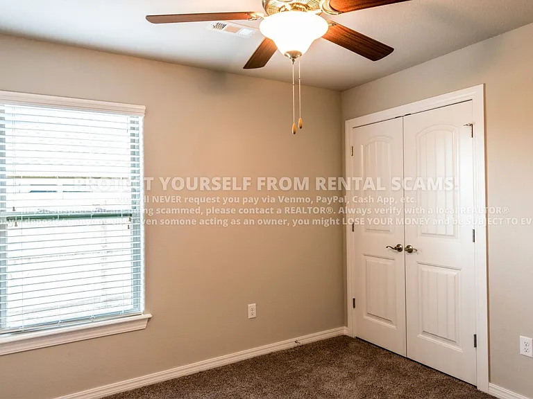 4765 W Wales Dr — Photo 7