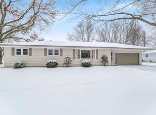 18189 6th Avenue Rd, Three Rivers, MI 49093