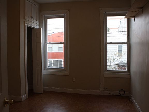 5th image of 27-18 39th Ave #2