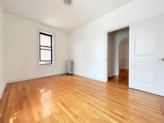 Rented by Zjama Realty Corp | media 4