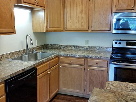 3rd image of 250 Lexington Ave APT 1